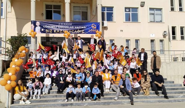 Çenesuyu İlkokulunda LÖSEV için görkemli etkinlik ve büyük destek