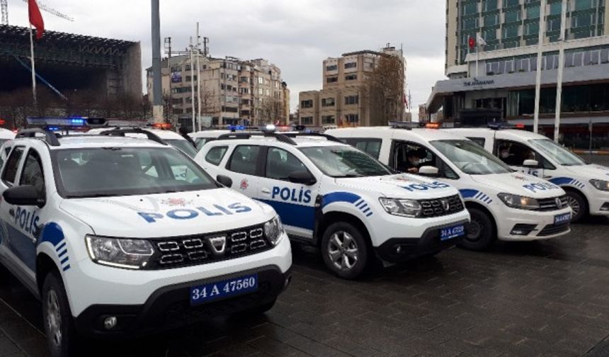 İstanbul'da merak uyandıran polis konvoyu