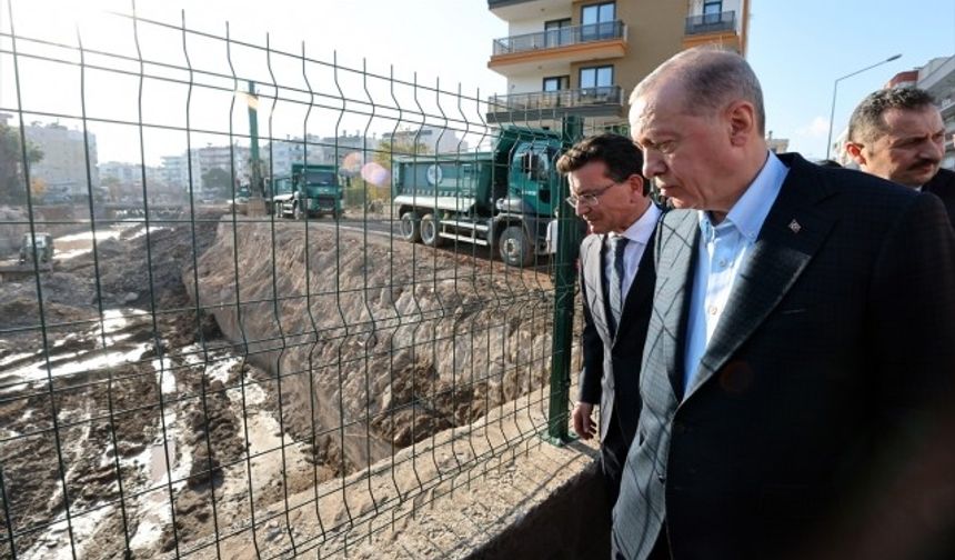 Cumhurbaşkanı Erdoğan, Kumluca'da vatandaşlara hitap etti: