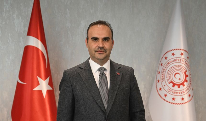 Bakan Kacır, Orta Avrasya Uzay Teknolojileri Konferansı'nda konuştu: