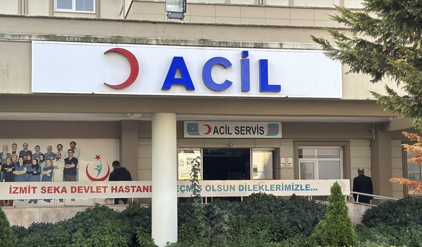 Kocaeli'de okulda birinci kattan düşen lise öğrencisi ağır yaralandı