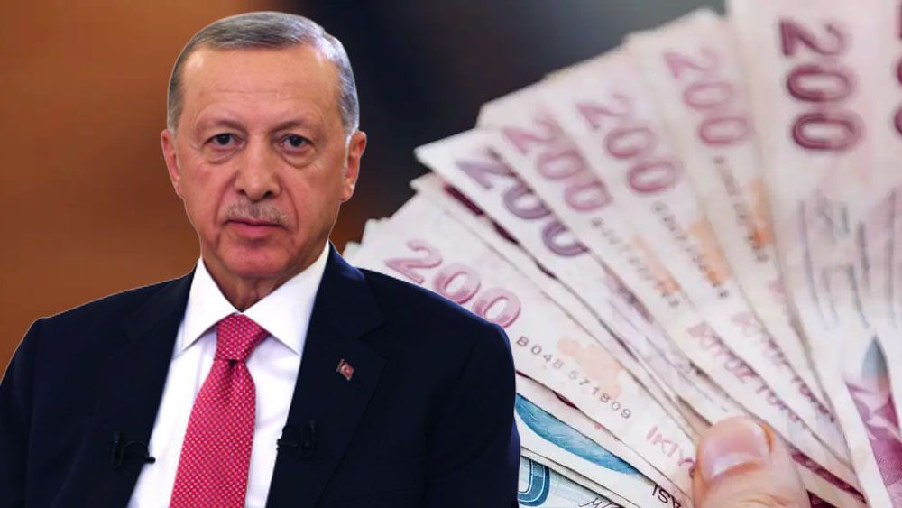 Cumhurbaşkanı Recep Tayyip Erdoğan öğretmen maaşları, eğitimle ilgili konular ve ikramiye konusunda açıklama yaptı. İşte Erdoğan’ın açıklamasının detayları: